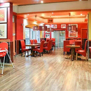 https://hotel-346.hotelsin-chester.com