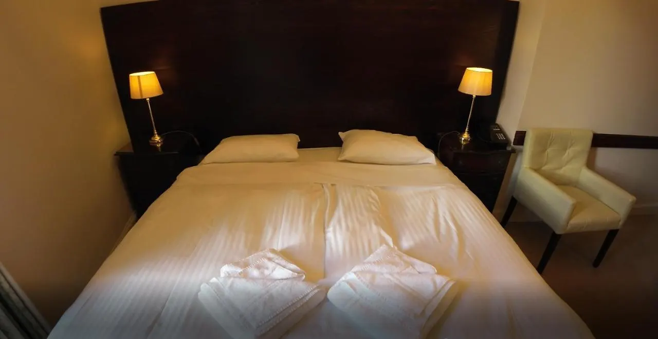 *** Guest house A-Haven Townhouse Hotel Edinburgh United Kingdom